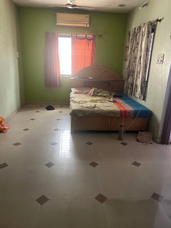 SavitaNandan's room