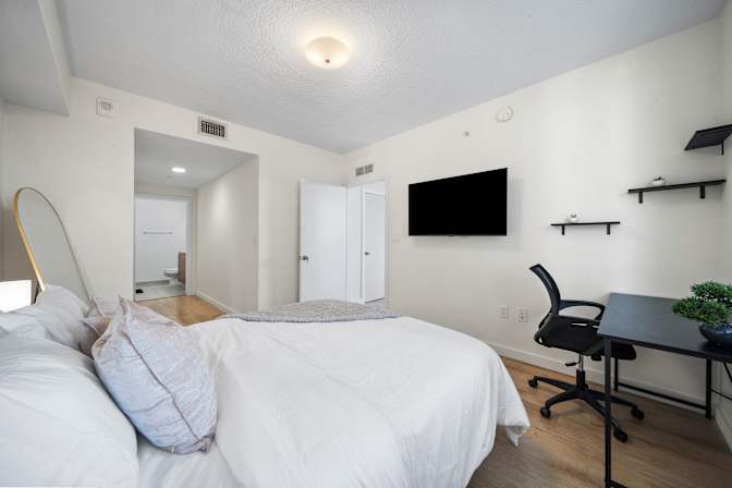 Javier's room