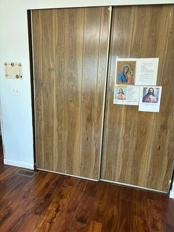 Riam's room