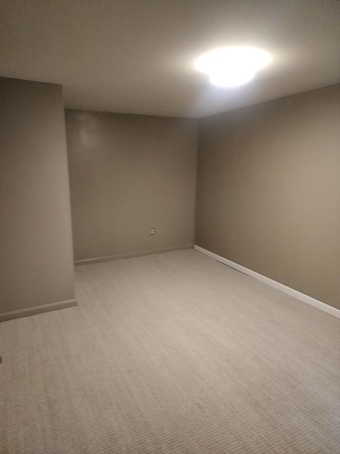 Enrique's room