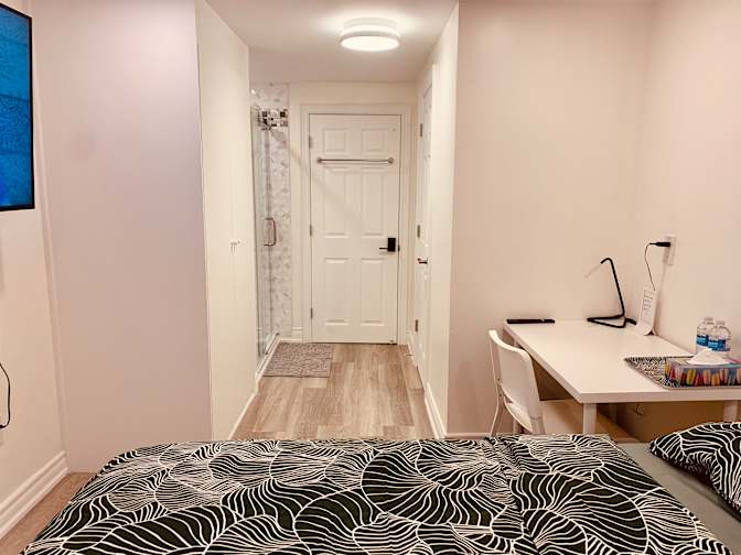 Vivian's room