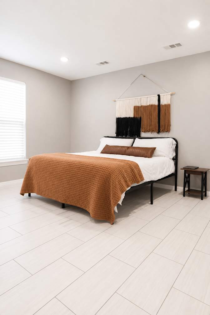 Kari Aurora's room