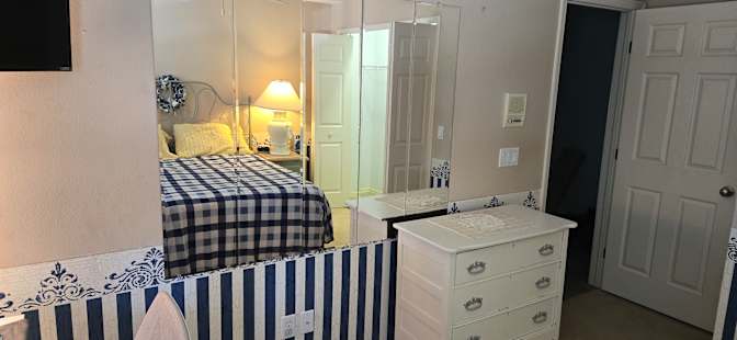 Scott's room