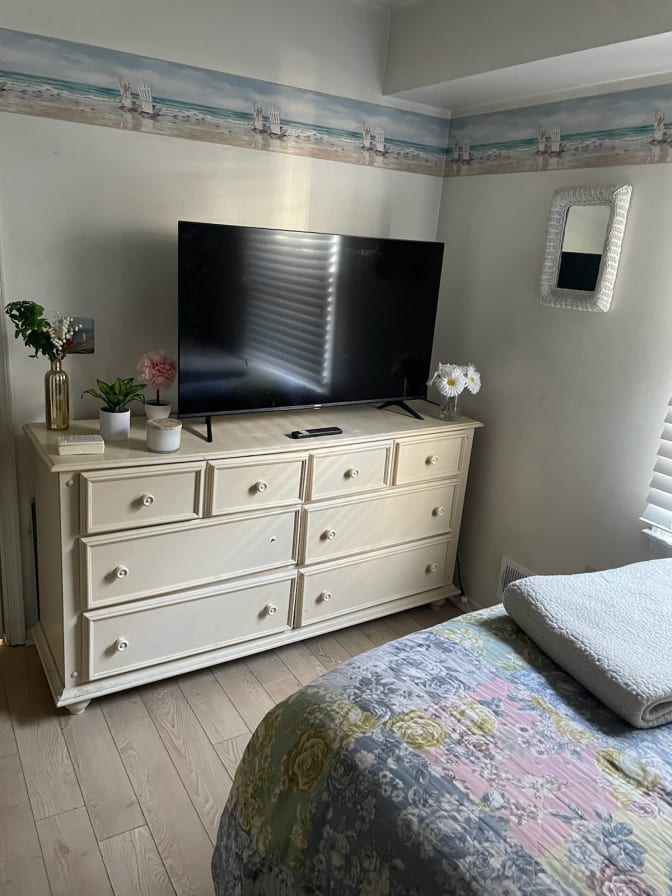 Lorraine's room