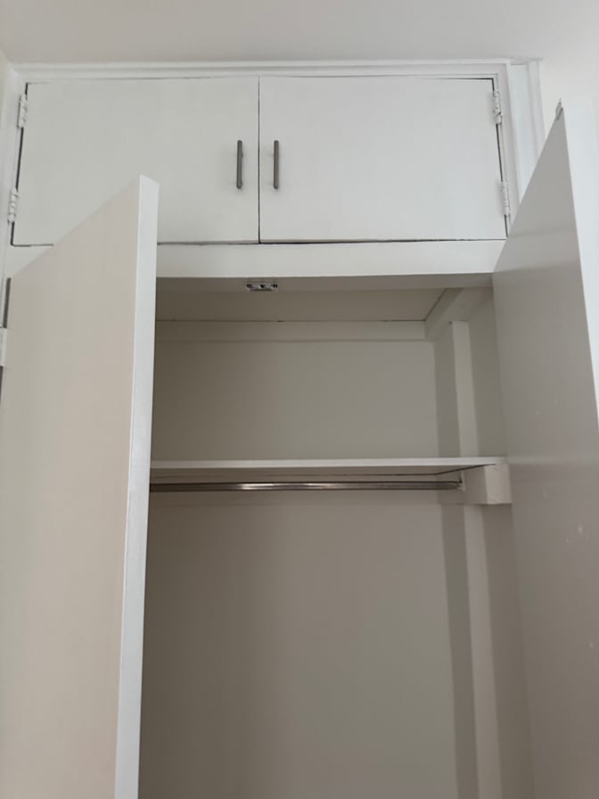 Harallamb Papadhimitri's room