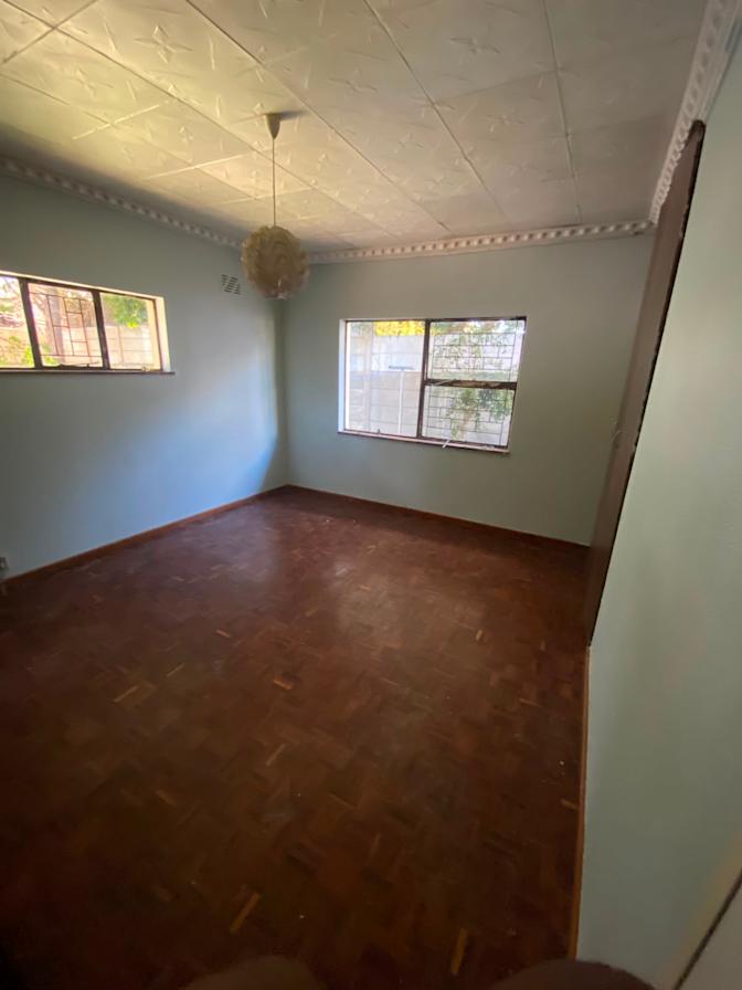 Robert's room