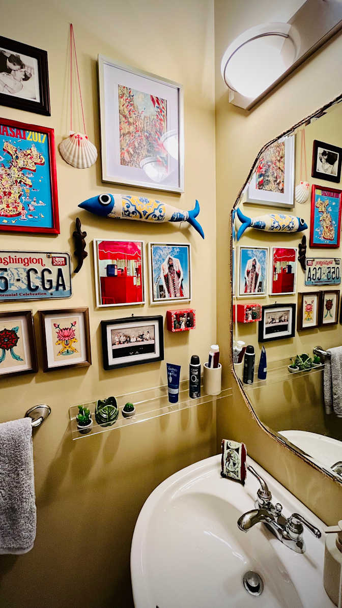 Tom's room