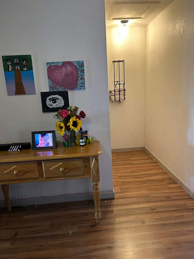 Liz's room