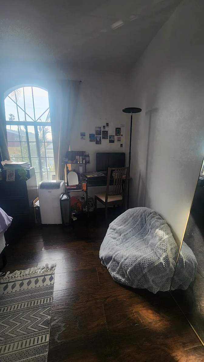 Student Housing's room