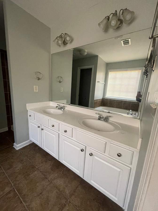 Alcove Rooms's room
