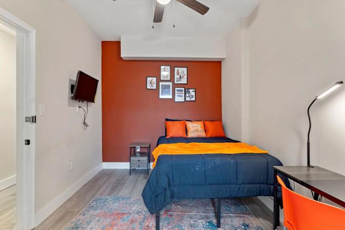 Jeniffer's room