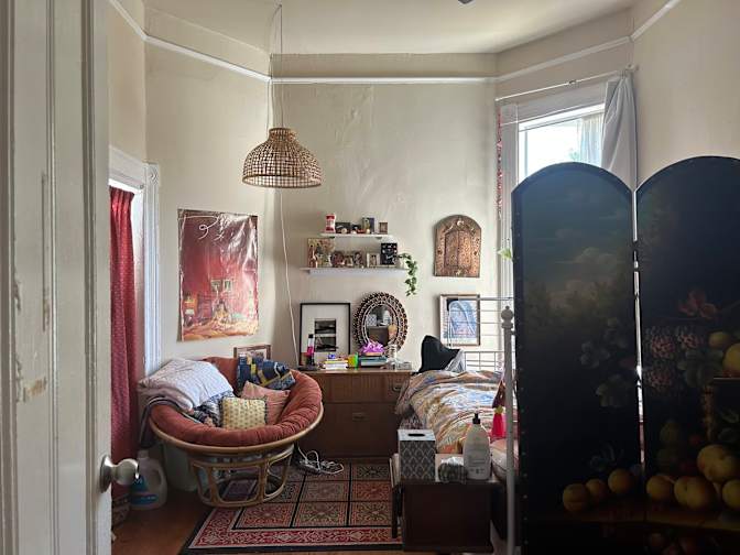 Kaia's room