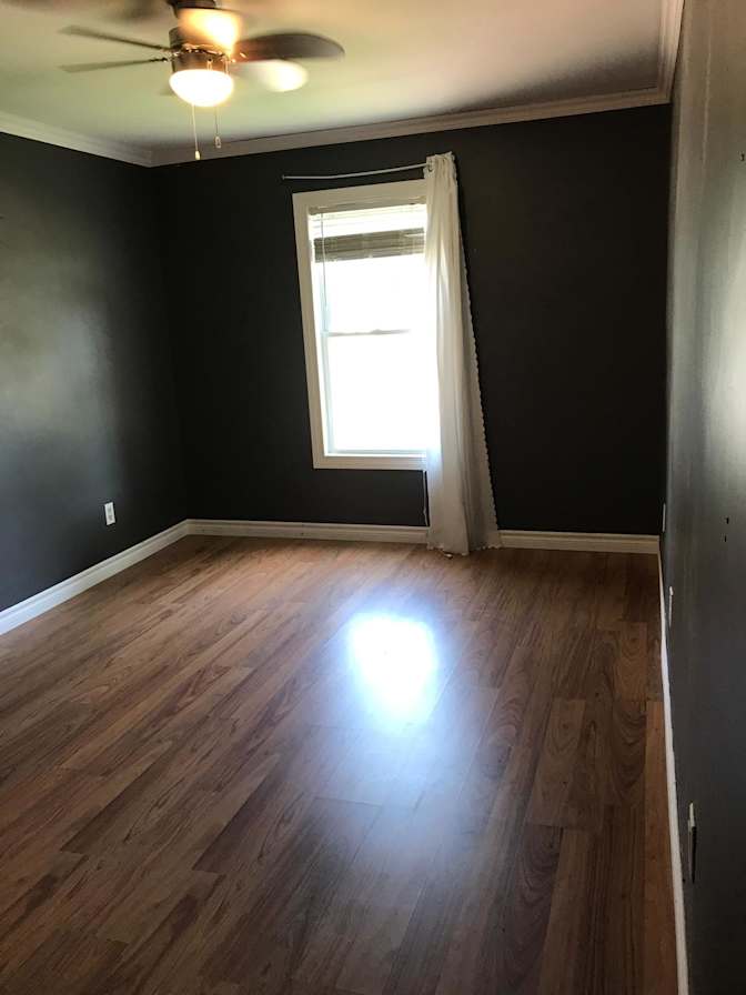 Francisco's room