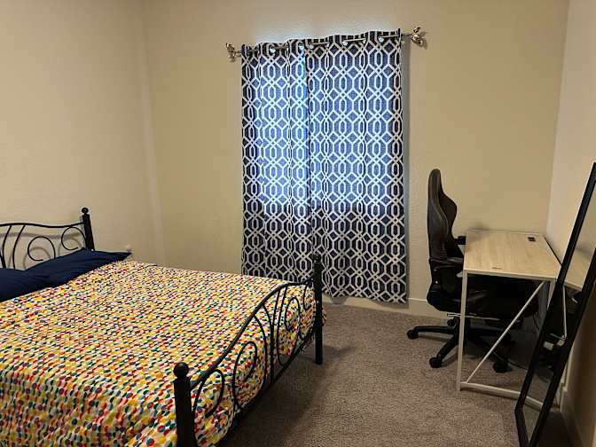 Mag F's room