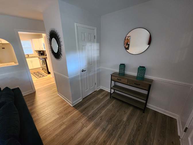 CL&C Property Management and Consulting's room