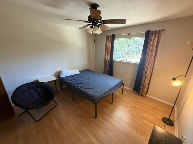 TexasTim's room