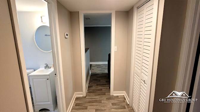 GBU Holdings Group's room