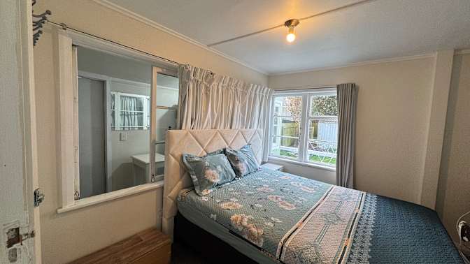 Sunny Ngo's room