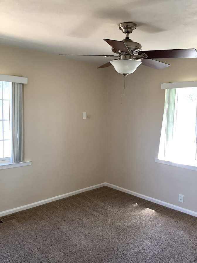 Pine st's room