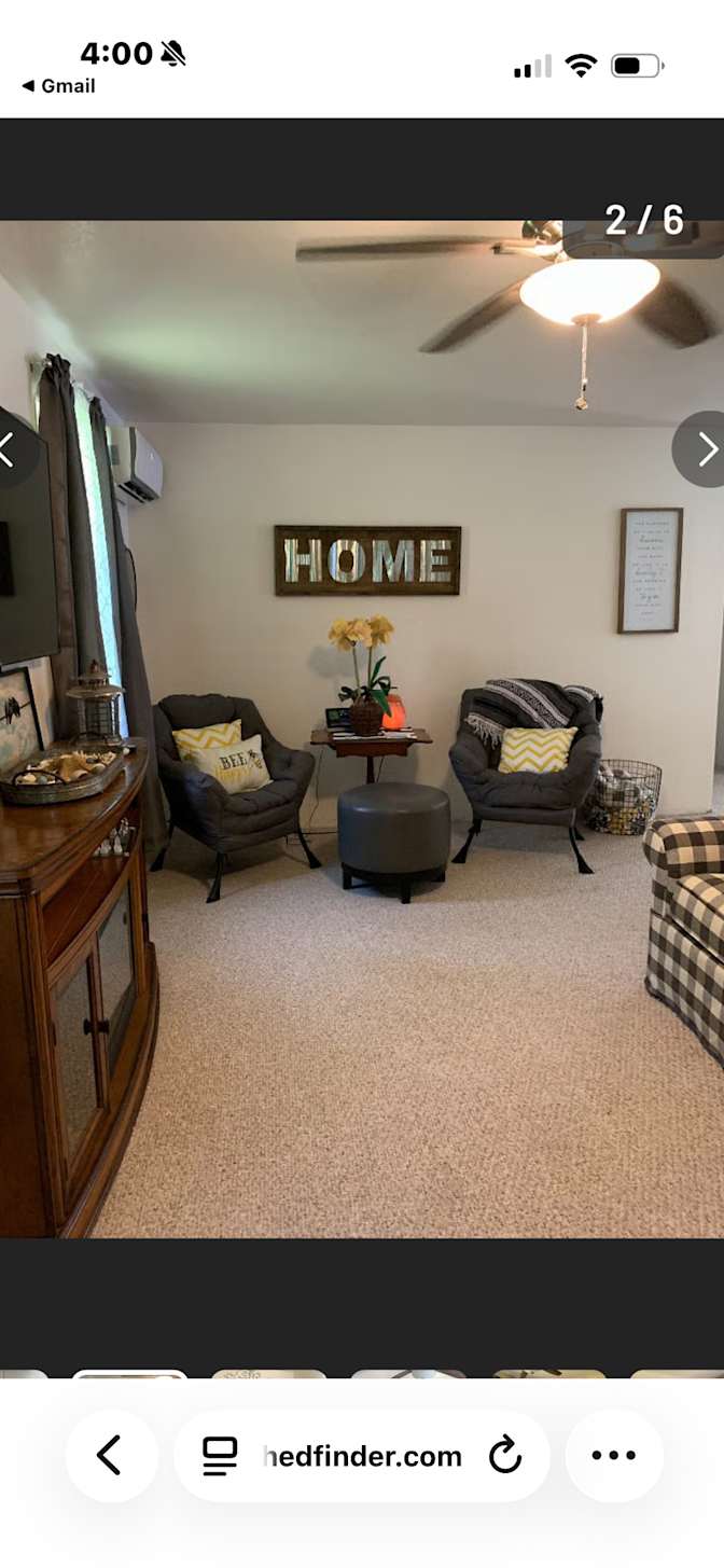 Tracy's room