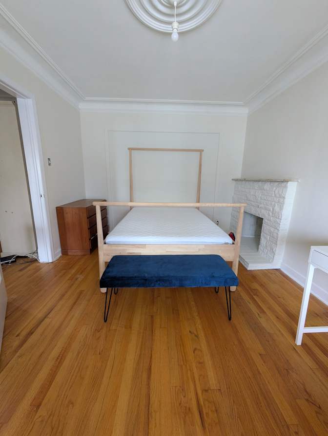 Jo's room