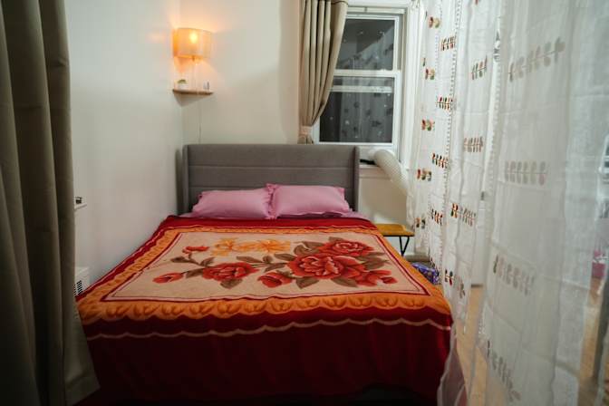 Ali's room