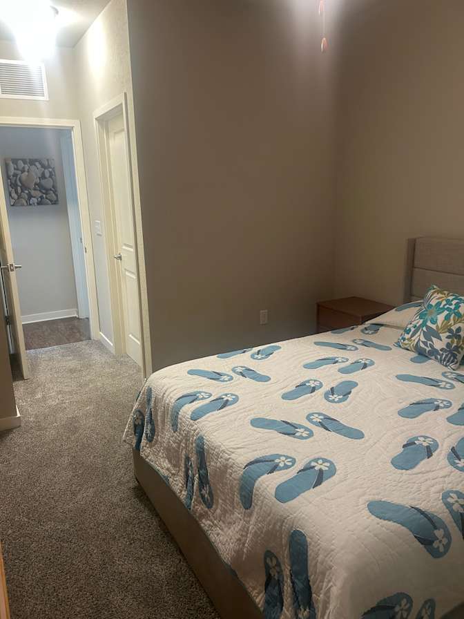 LA's room