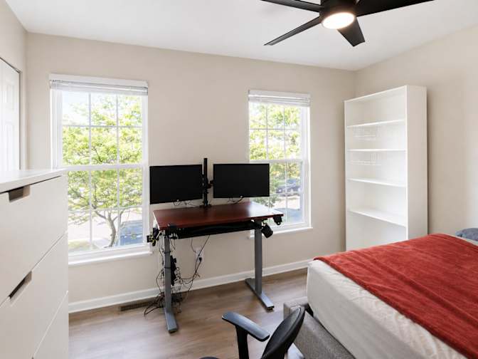 Jon's room