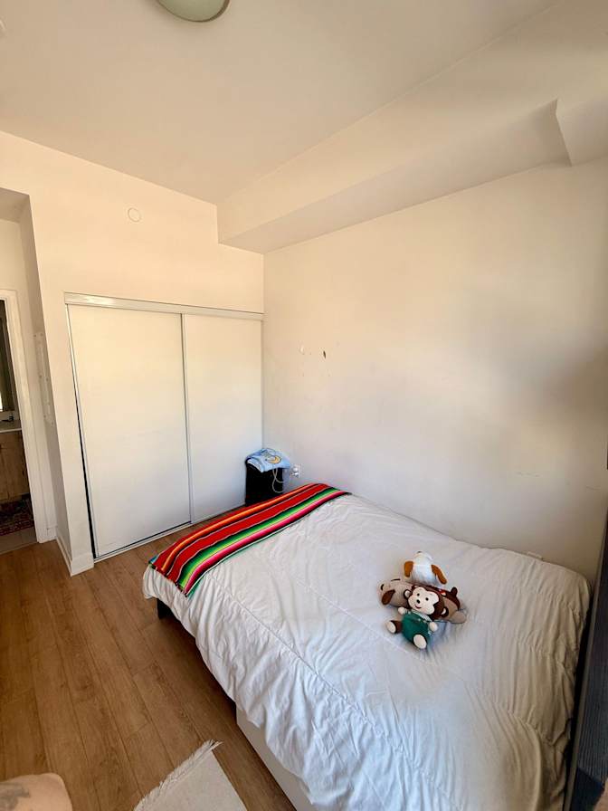 Daniela Piñeros's room