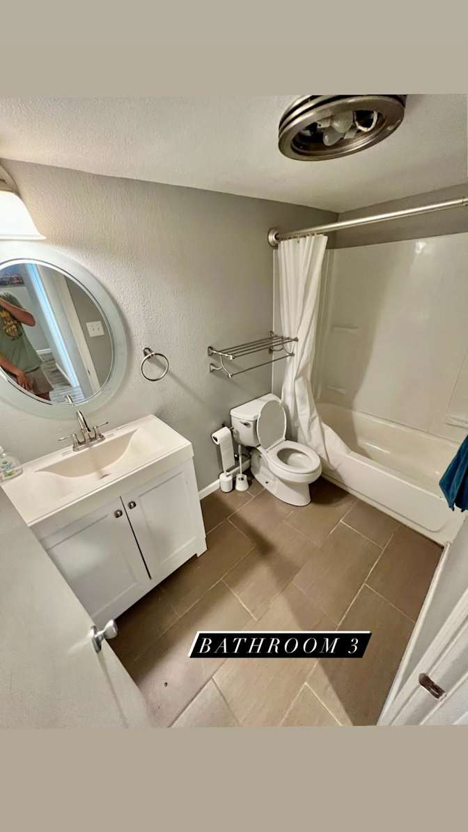 Kenneth Olsen's room