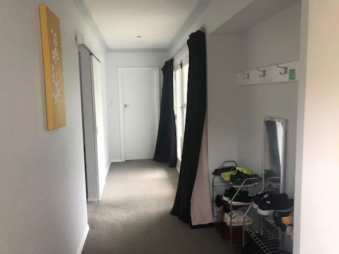 Kang's room