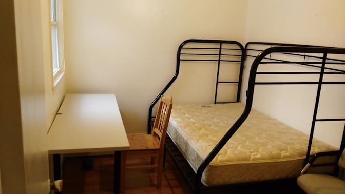 BILL's room