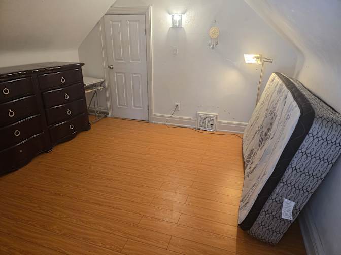 Can's room