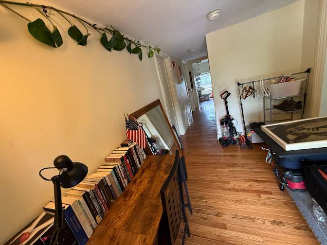 E.Levi's room