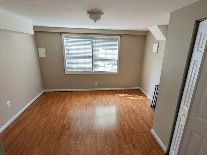 Kunal's room
