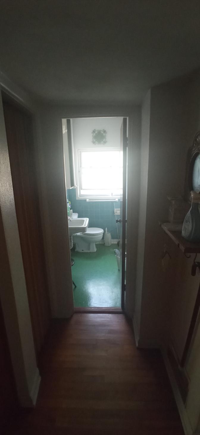 ken's room