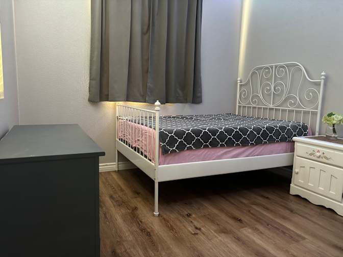 Helen Sam's room