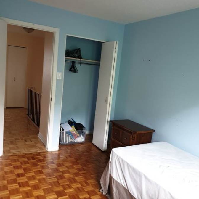 Evander's room