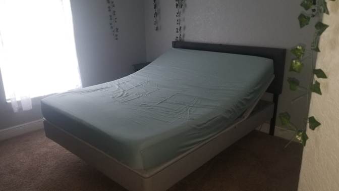 ERICK C GARCIA's room