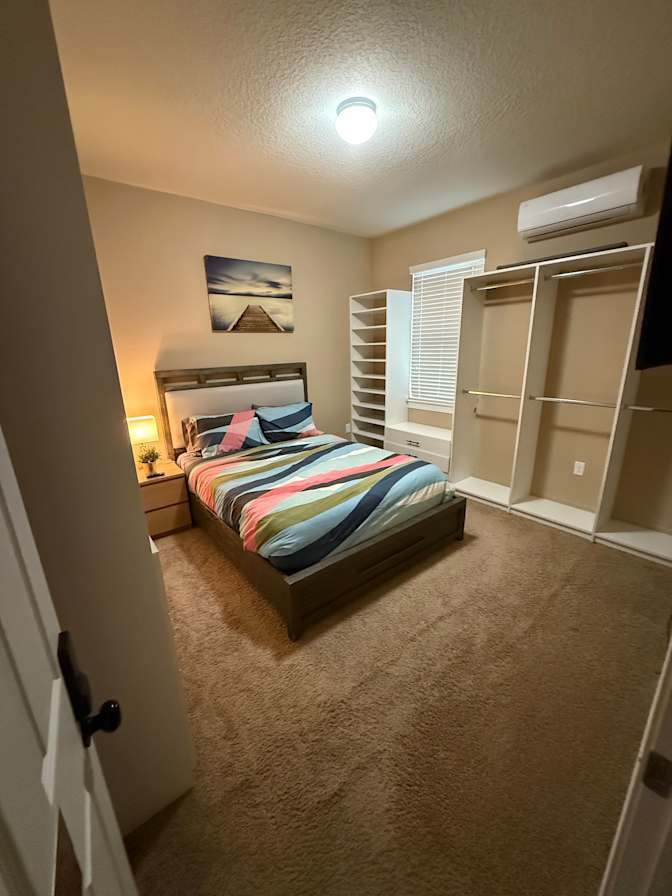 Tai's room