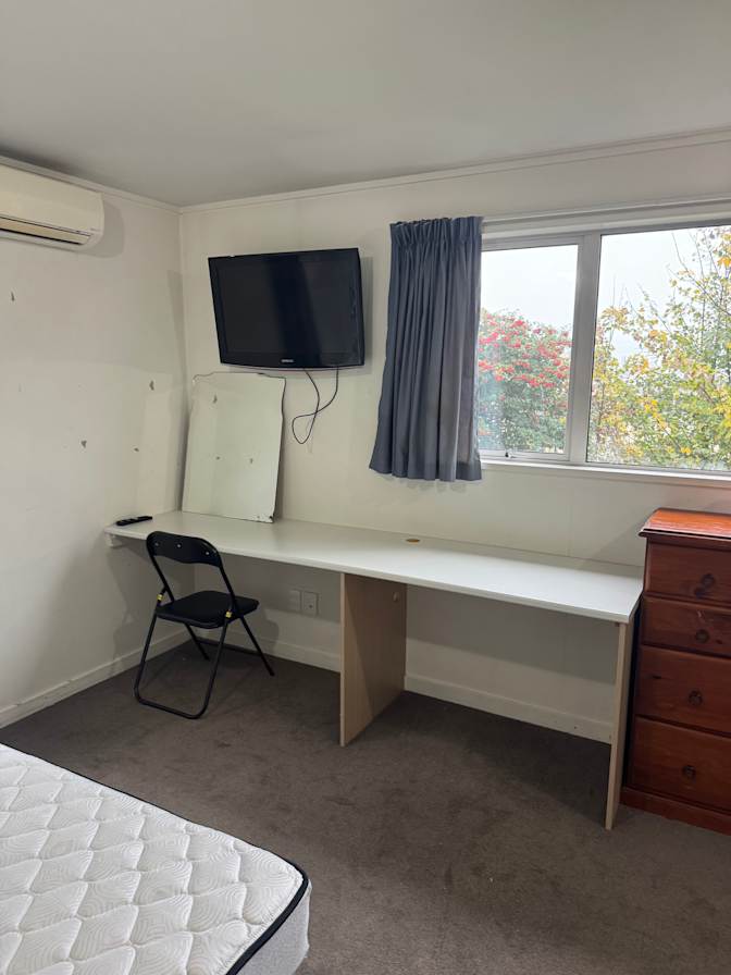 Jania Cawson's room