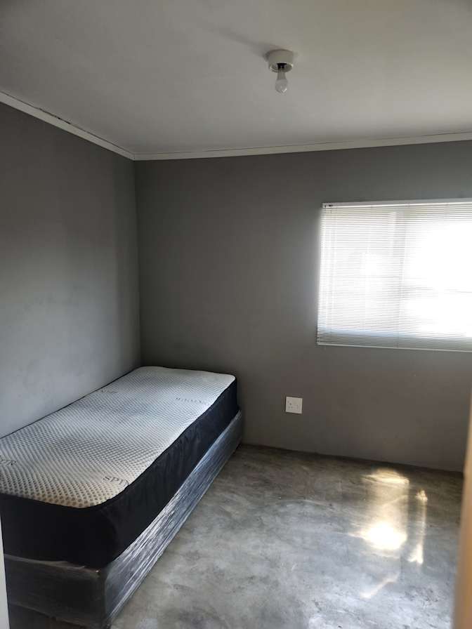Abdurahgmaan's room