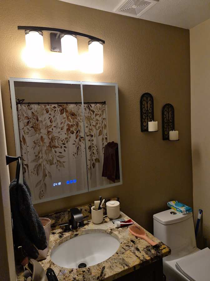Nicole's room