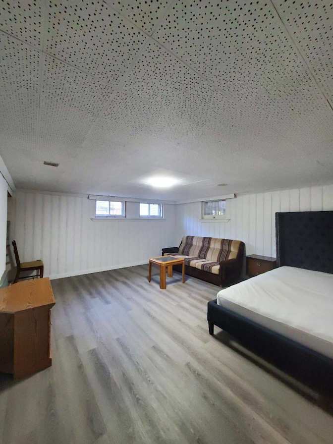 Iris's room