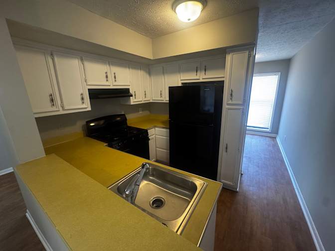 Alcove Rooms's room