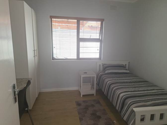 Redowaan's room