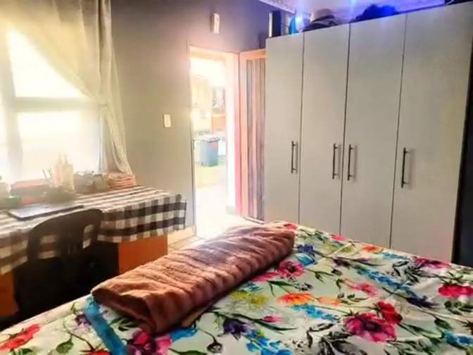Kayla's room