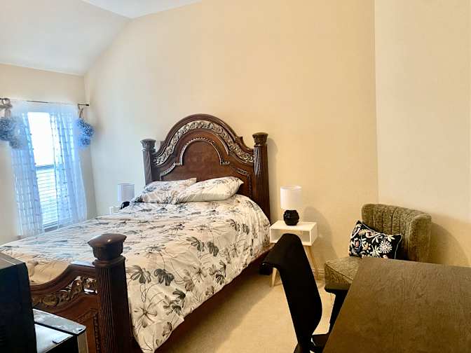 Winnie's room