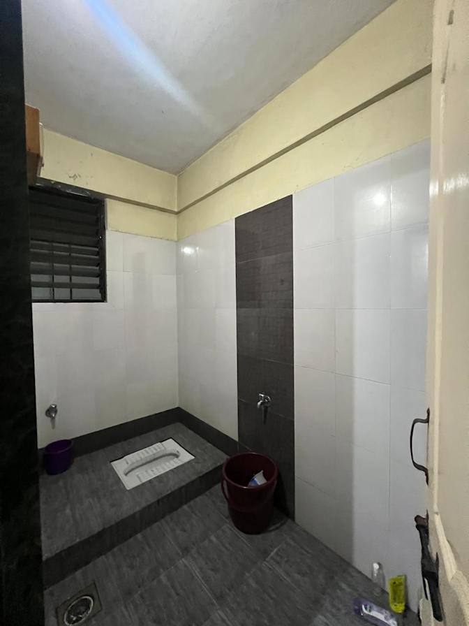 Aditi chincholkar's room