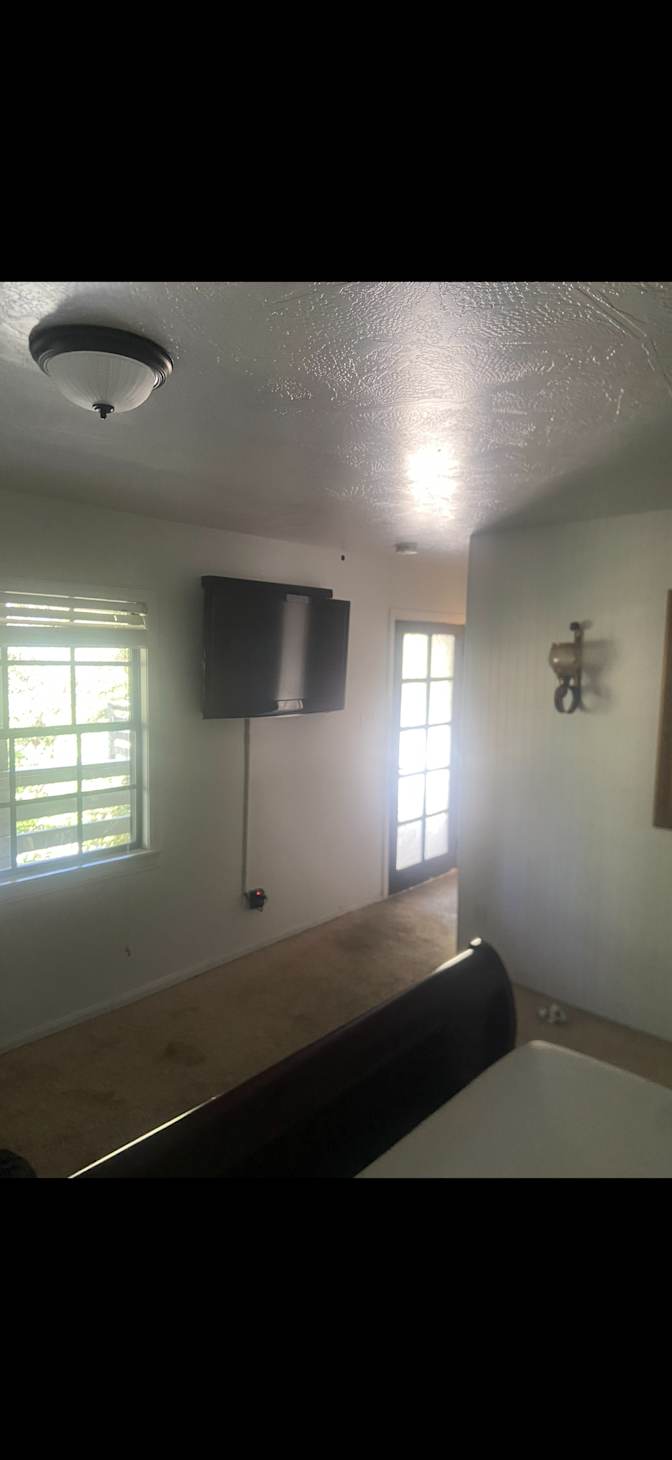 Marcos's room